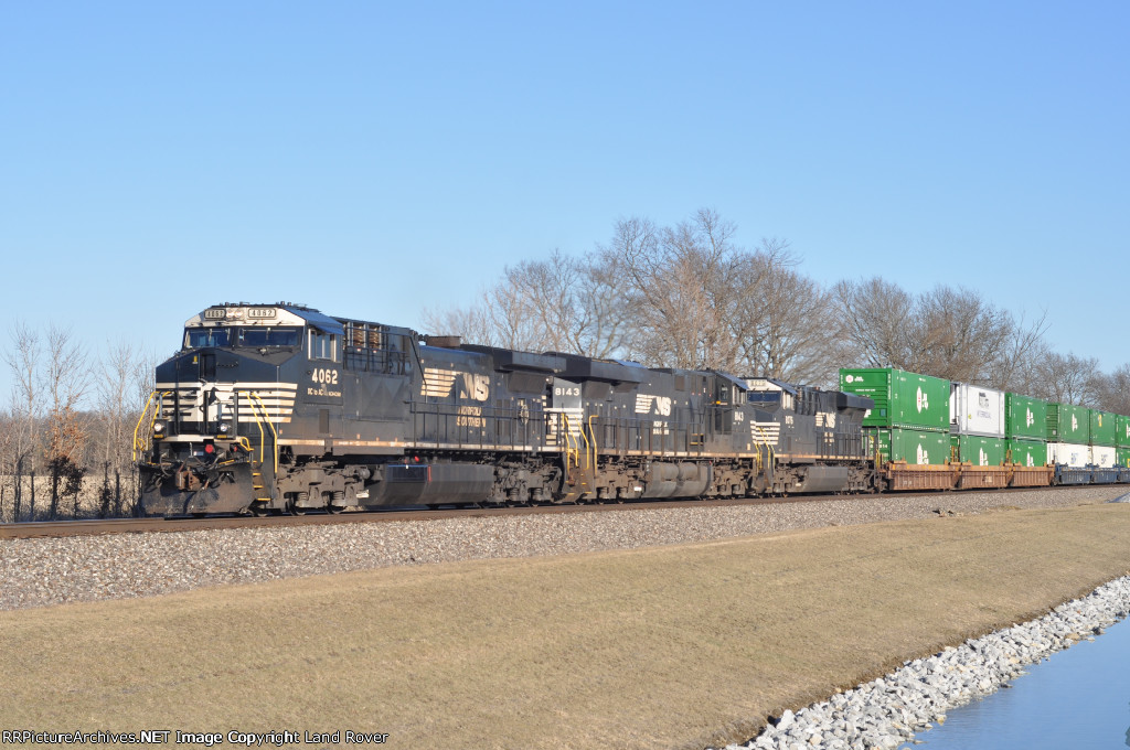 NS 4062 West